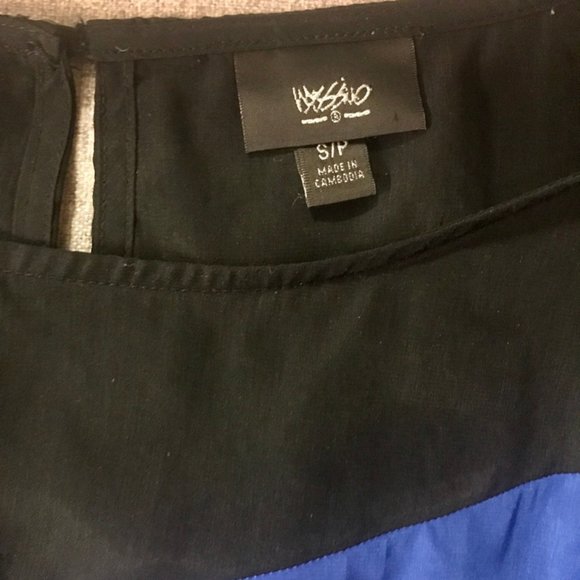 👛 Mossimo Dress with cinched waist - Picture 4 of 5